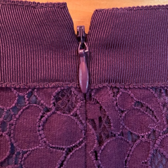 J Crew womens the pencil skirt floral lace purple lined back zipper sz 12 - Picture 6 of 9